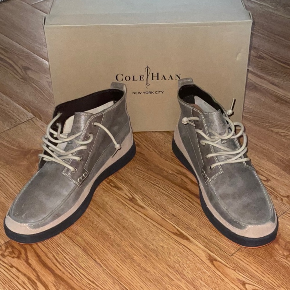 Gently Used Cole Haan Oatmeal Suede Air Travel Boots !!!